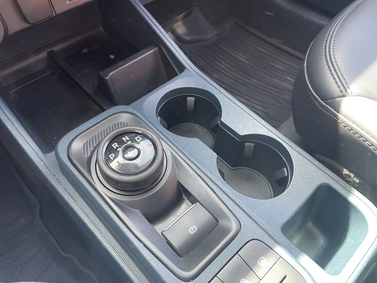 Used 2023 Ford Maverick Lariat w/ Black Appearance Package image 5