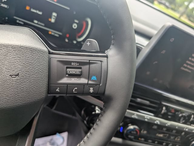 New 2026 Nissan Pathfinder Platinum AWD/4WD image 18