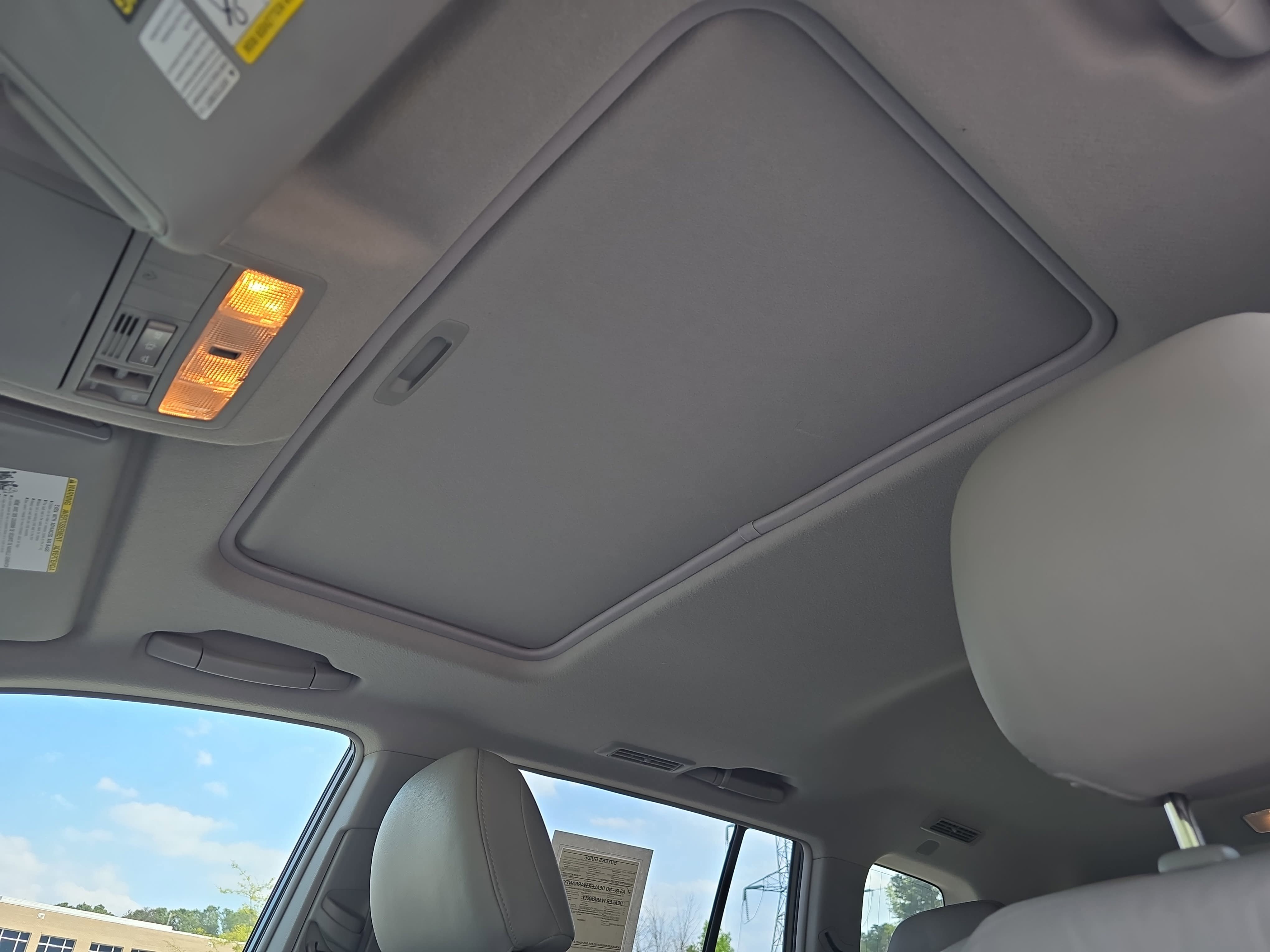 Used 2009 Toyota Highlander Limited FWD image 32