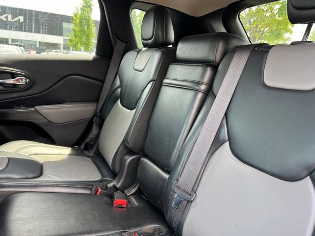 Used 2014 Jeep Cherokee Limited w/ Technology Group FWD image 33