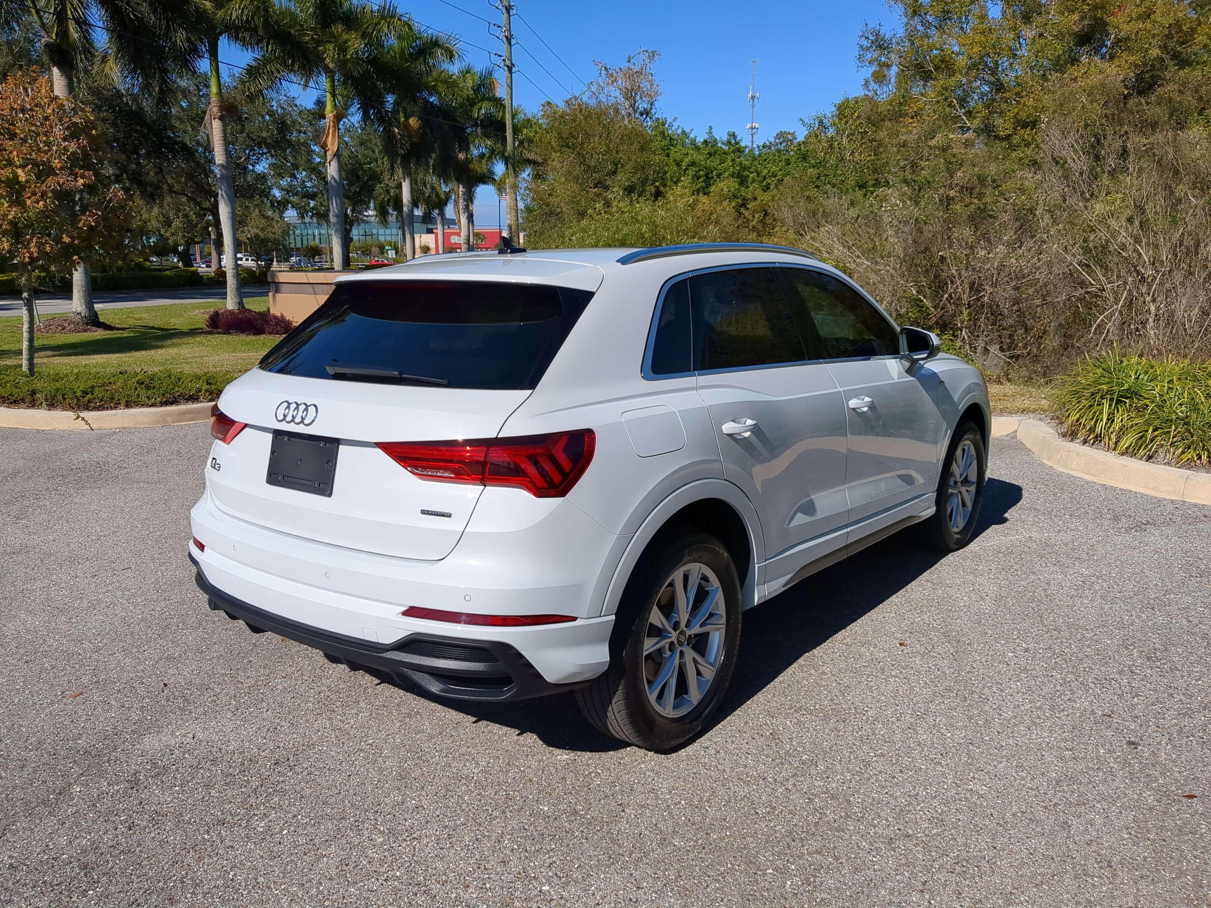 Used 2024 Audi Q3 2.0T Premium Plus image 6
