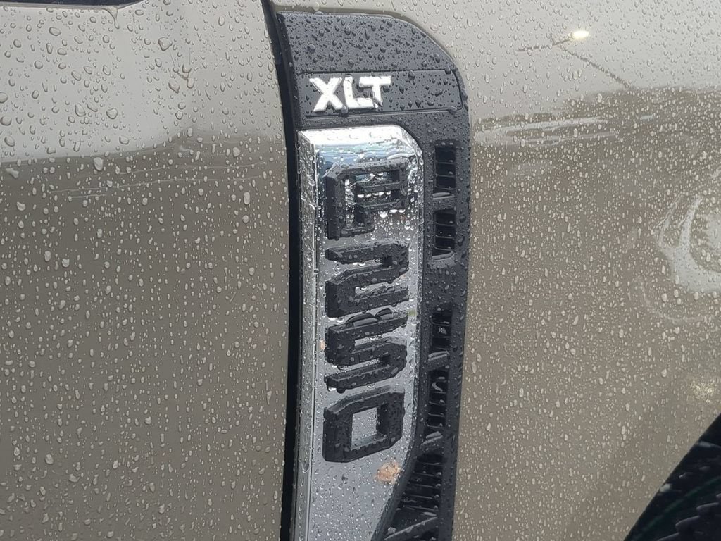 New 2026 Ford F250 XLT w/ XLT Premium Package AWD/4WD image 27