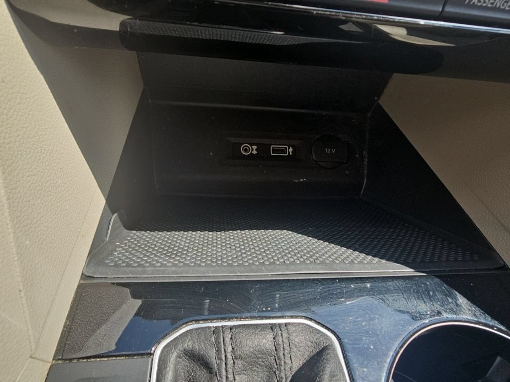 Used 2018 Volkswagen Atlas SEL FWD image 46