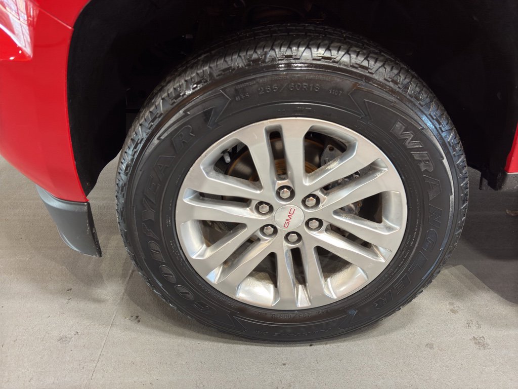 Used 2015 GMC Canyon SLT w/ Driver Alert Package image 10