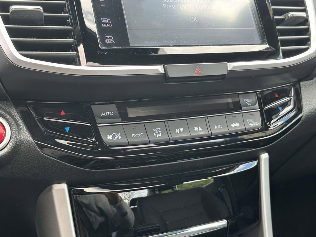 Used 2016 Honda Accord EX-L image 29