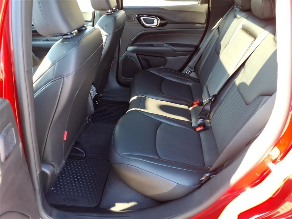 New 2026 Jeep Compass Trailhawk image 13