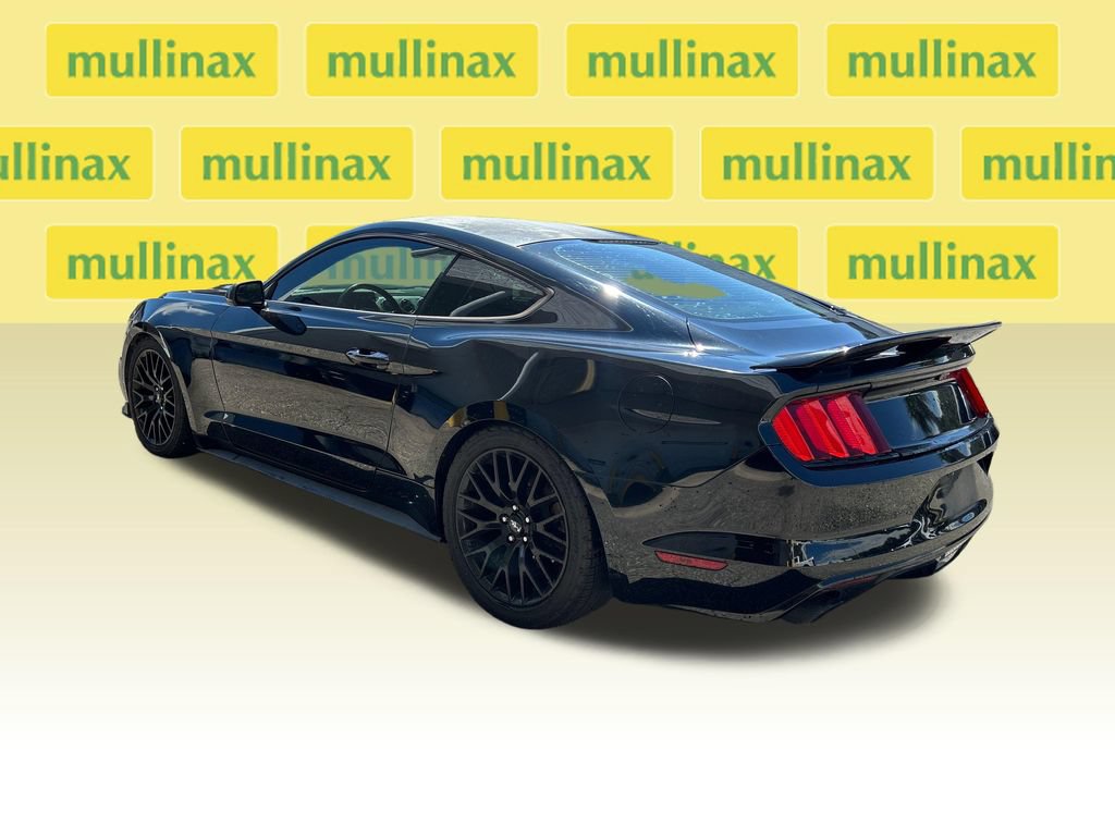 Used 2016 Ford Mustang Coupe RWD image 3