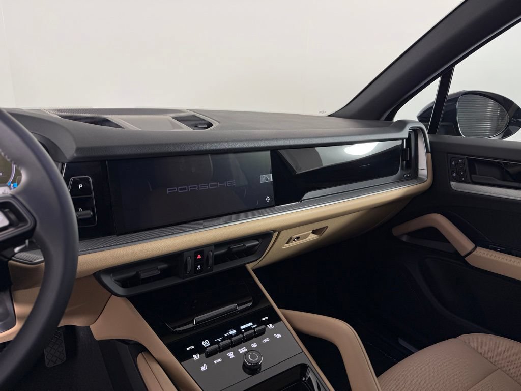 New 2026 Porsche Cayenne AWD/4WD image 23