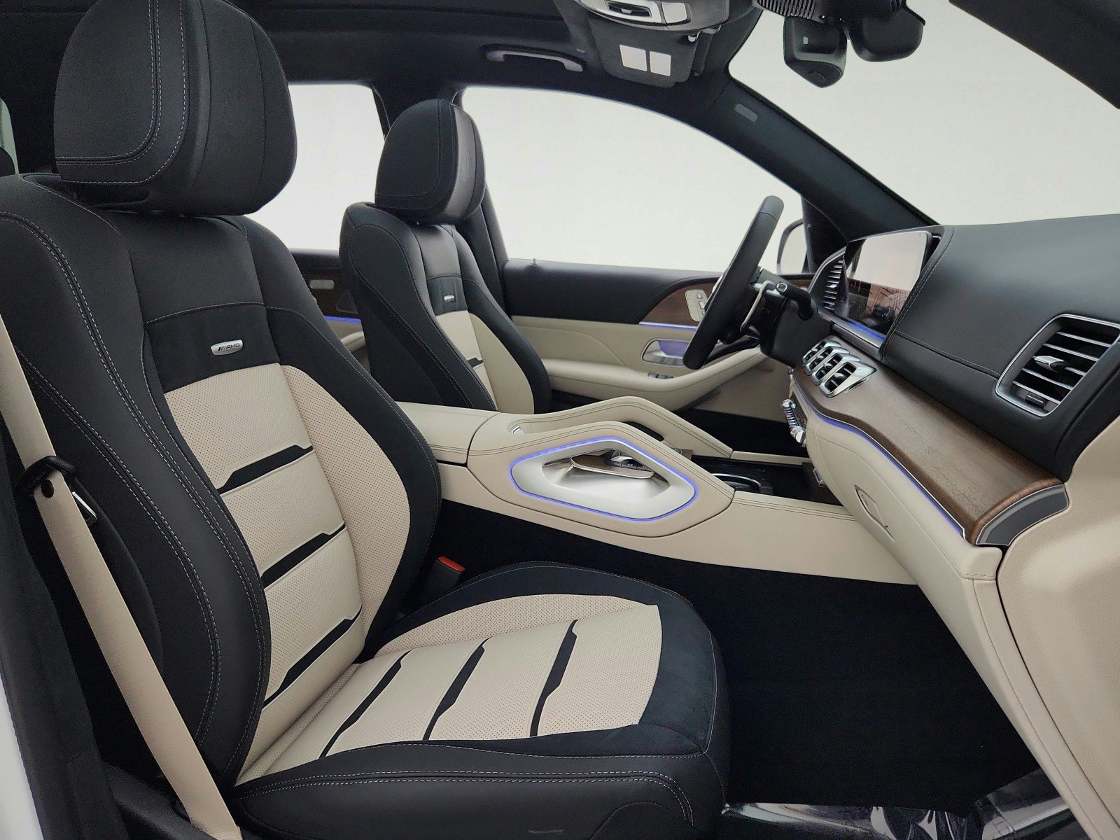 New 2026 Mercedes-Benz GLS 63 AMG 4MATIC image 21