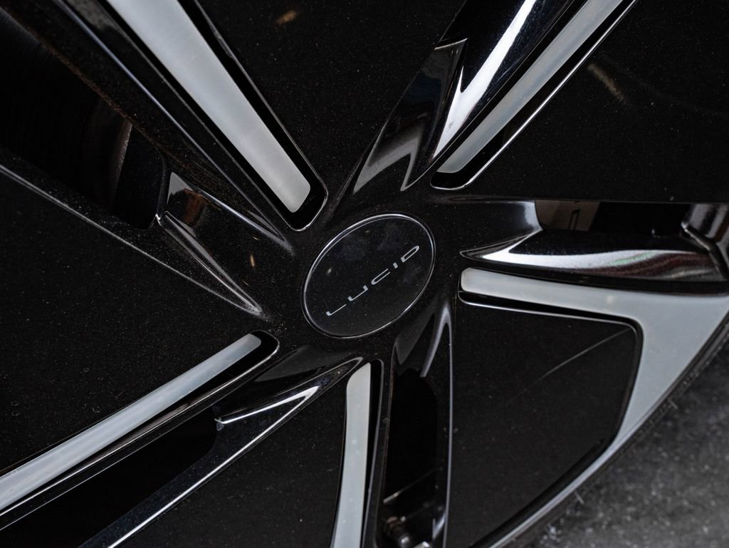 Used 2024 Lucid Air Grand Touring image 8