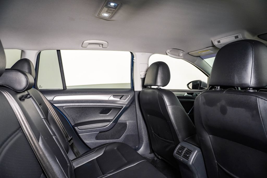 Used 2019 Volkswagen Golf Alltrack S AWD/4WD image 15
