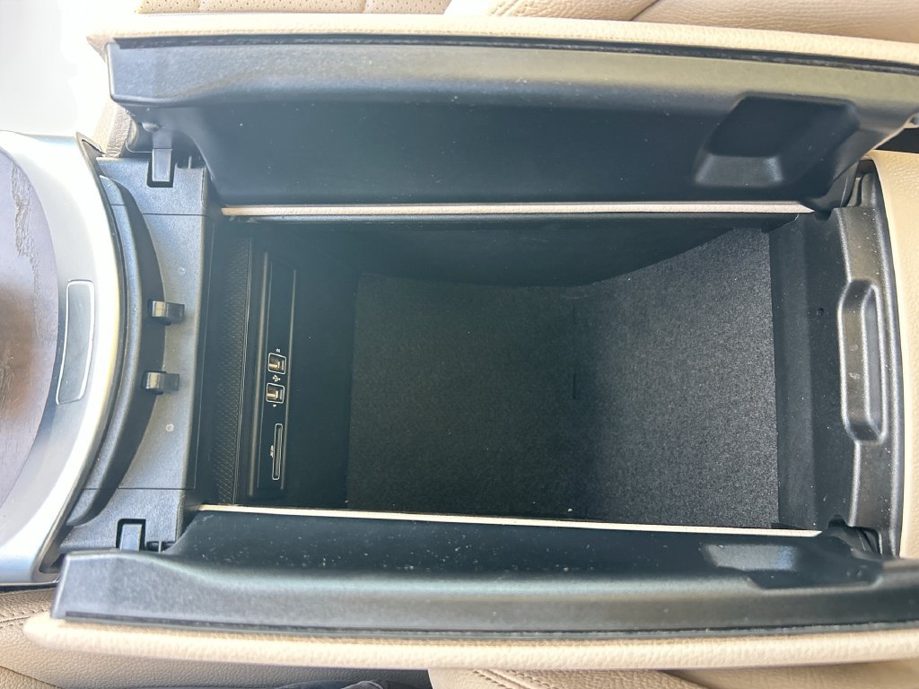 Used 2019 Mercedes-Benz GLC 350e 4MATIC image 35