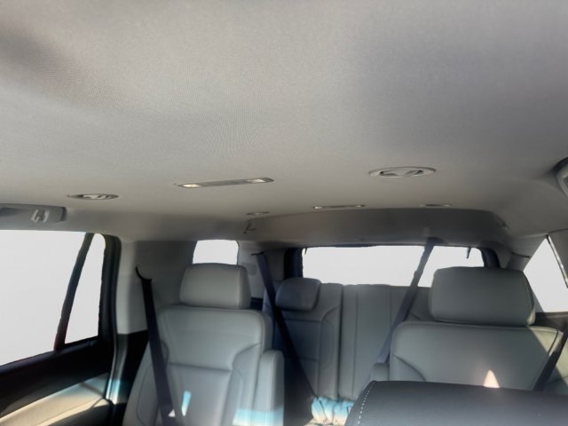 Used 2017 Chevrolet Tahoe LT w/ Luxury Package AWD/4WD image 12