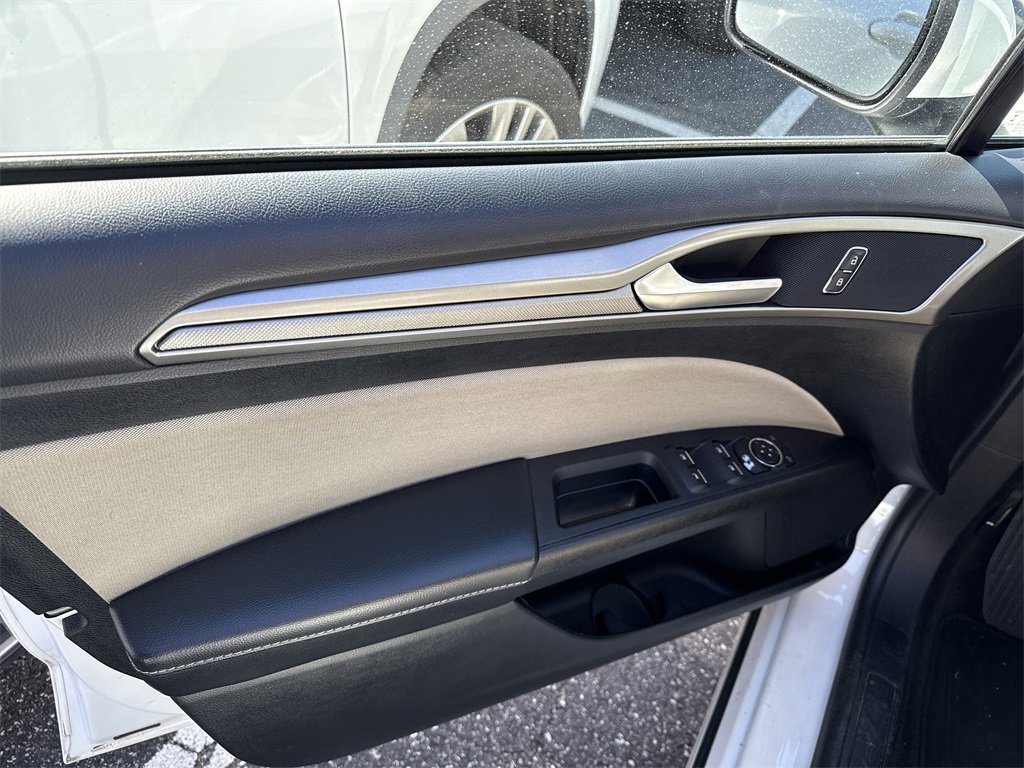Used 2018 Ford Fusion S image 10