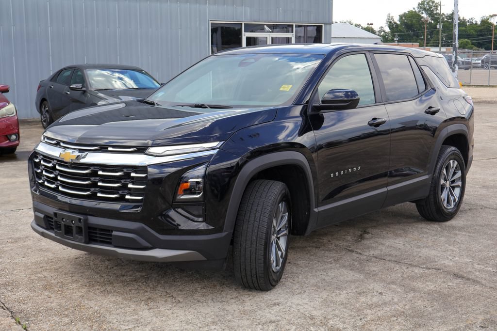 Used 2025 Chevrolet Equinox LT FWD image 24
