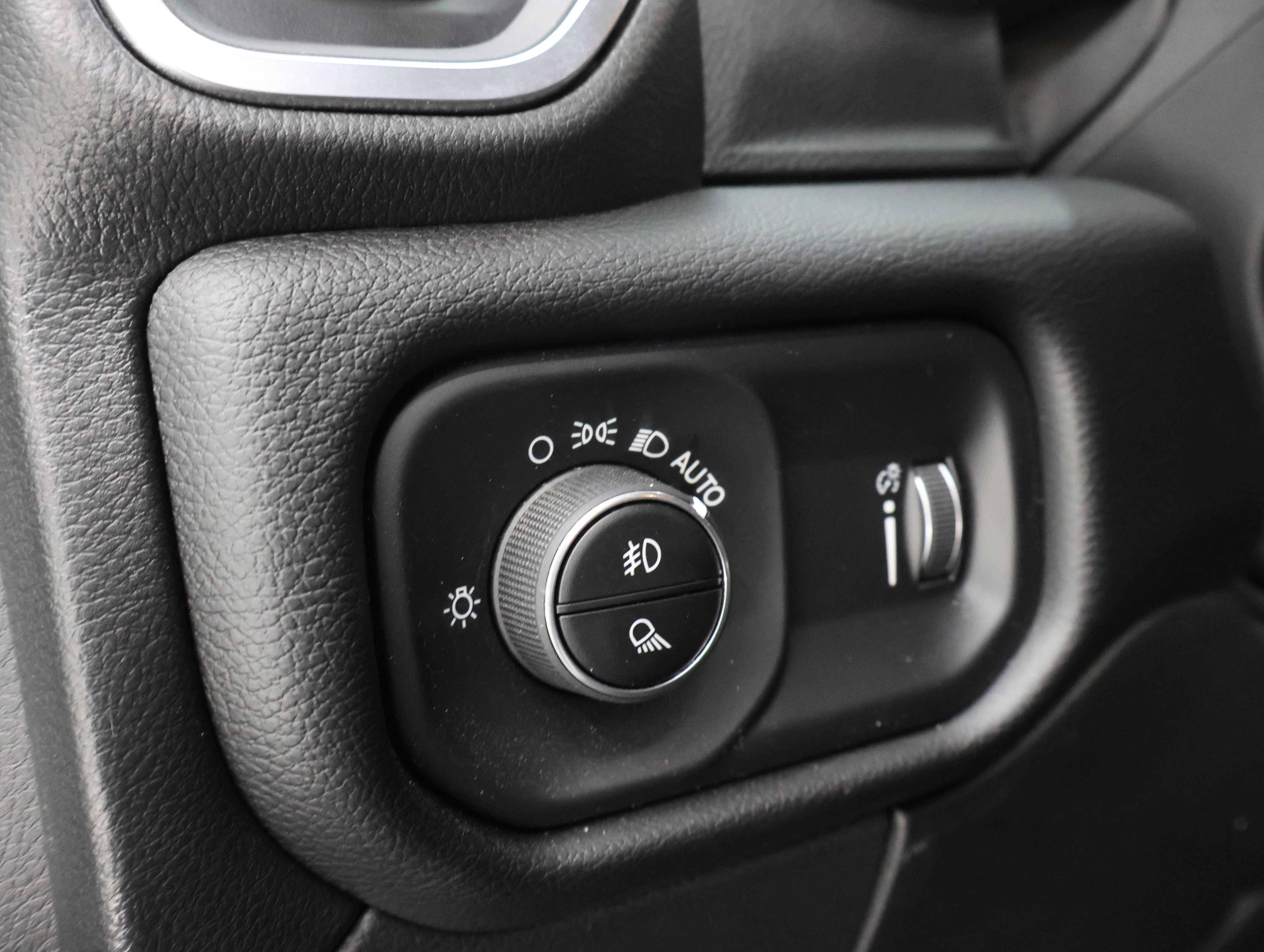 Used 2024 RAM 3500 Big Horn w/ Night Edition AWD/4WD image 39