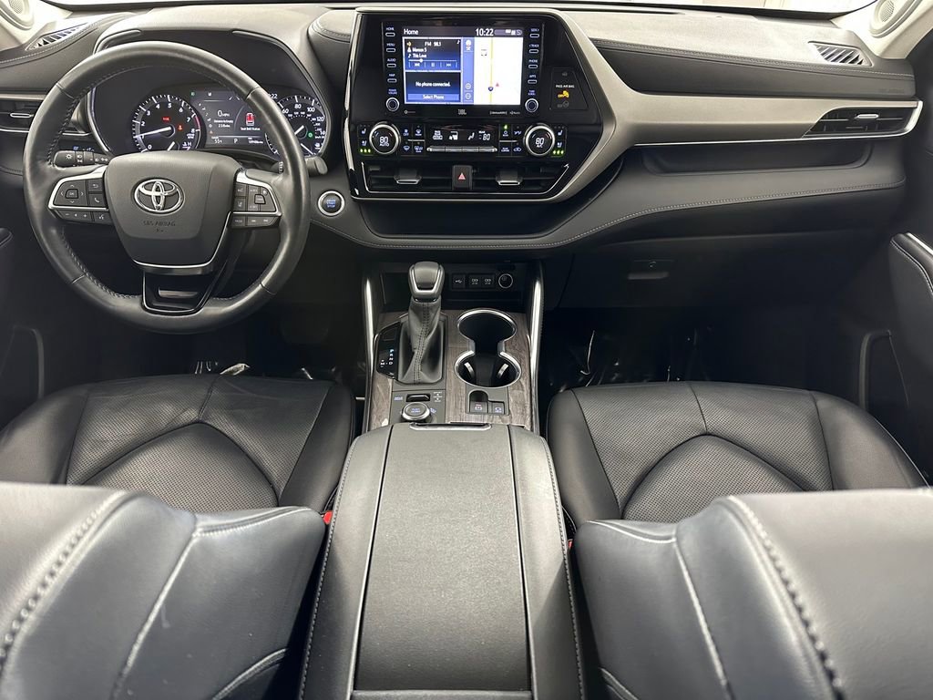 Used 2020 Toyota Highlander Limited AWD/4WD image 3