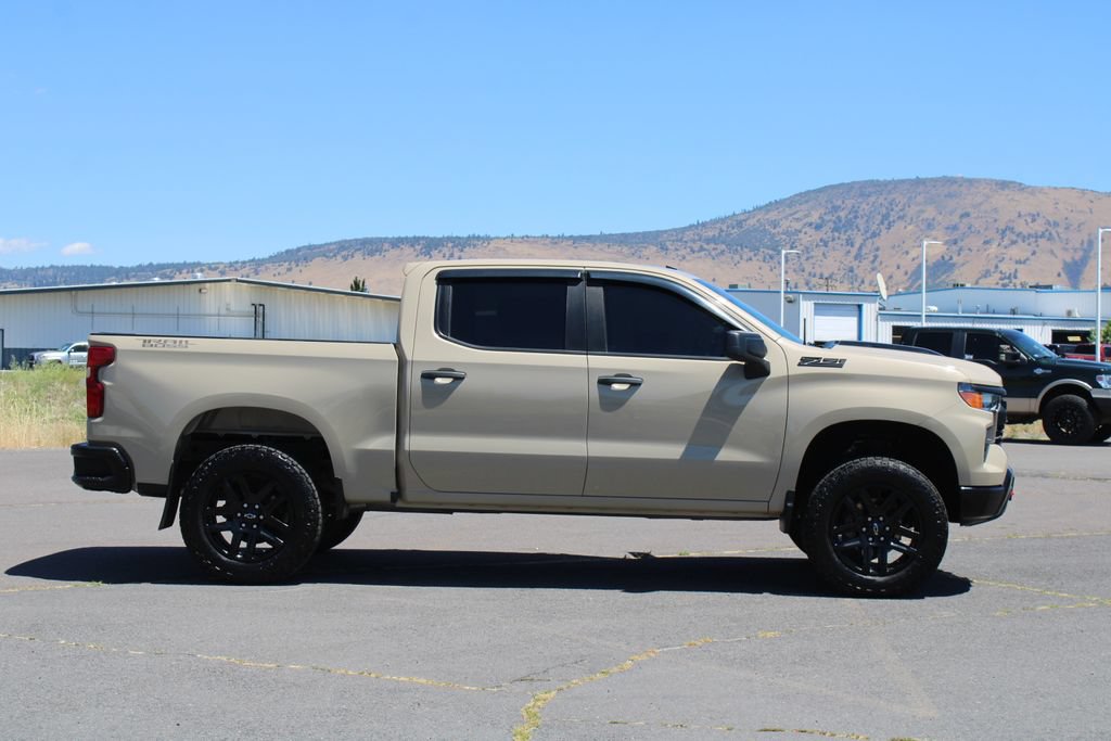 Used 2022 Chevrolet Silverado 1500 Custom Trail Boss AWD/4WD image 7