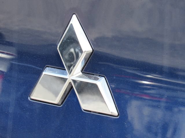 New 2026 Mitsubishi Outlander SE FWD image 13