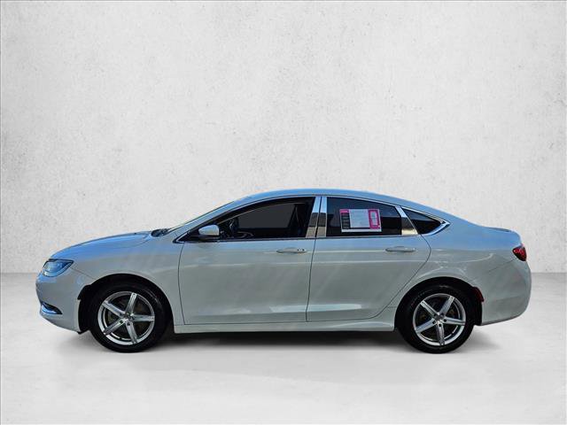 Used 2017 Chrysler 200 Limited Platinum image 8