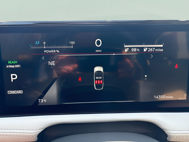 Certified 2023 Nissan Ariya FWD image 17
