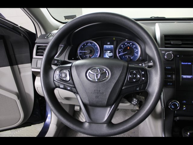 Used 2017 Toyota Camry LE FWD image 21