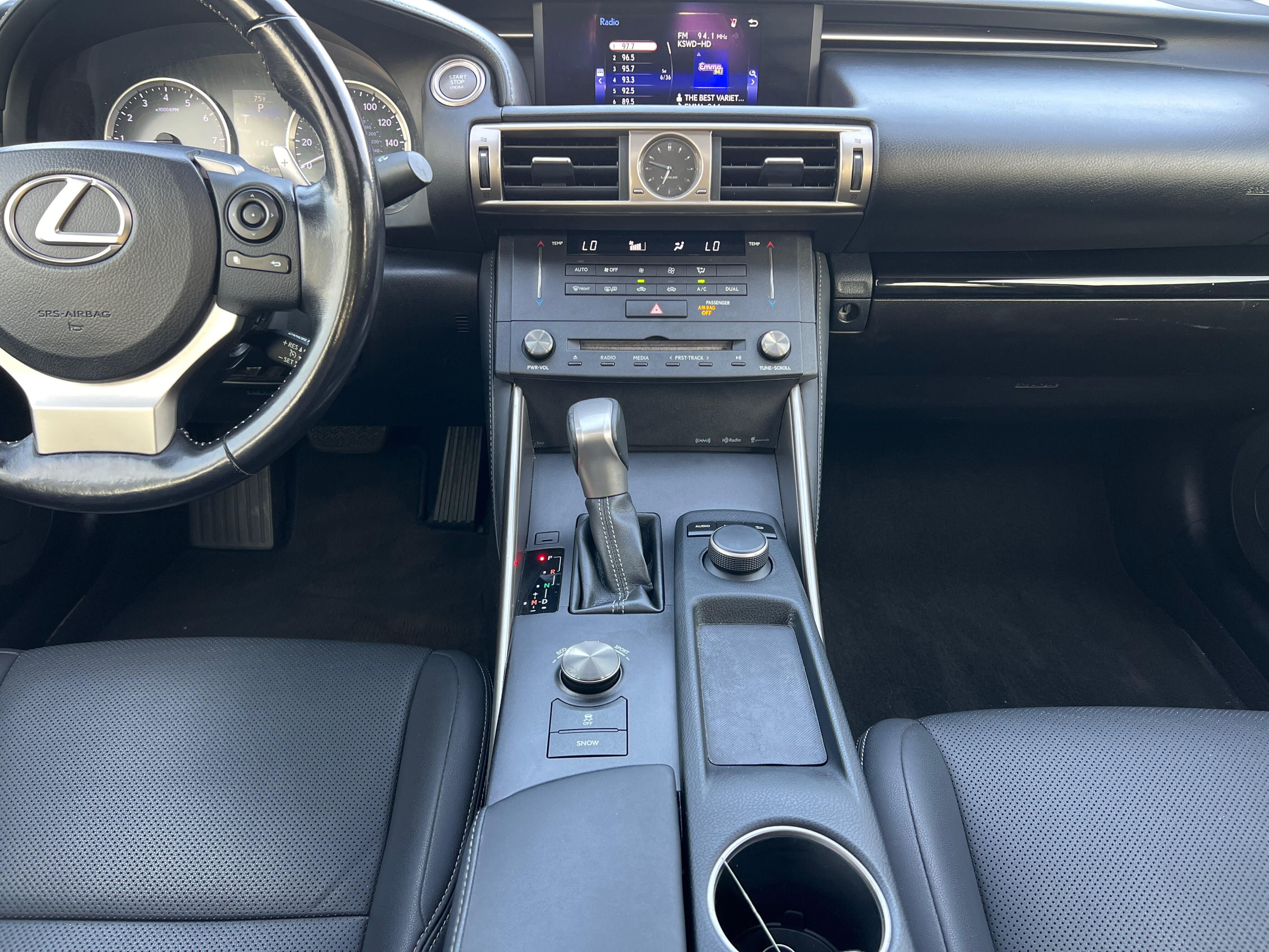 Used 2016 Lexus IS 200t image 13