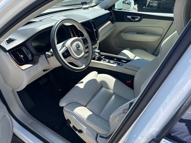 Used 2018 Volvo XC60 T5 Inscription w/ Convenience Package AWD/4WD image 8