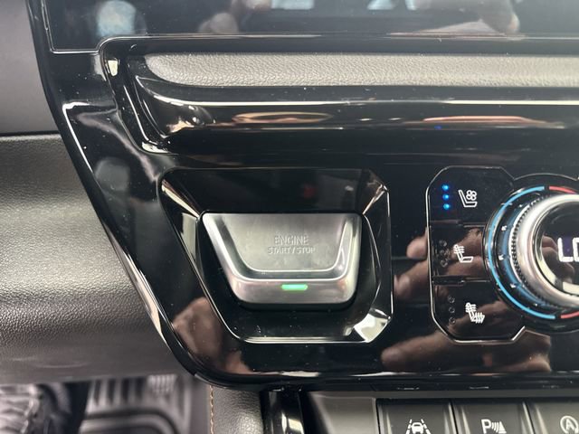 Used 2024 GMC Sierra 1500 AT4 w/ Technology Package image 17