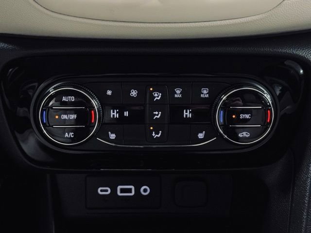 Used 2021 Buick Encore GX Select image 30