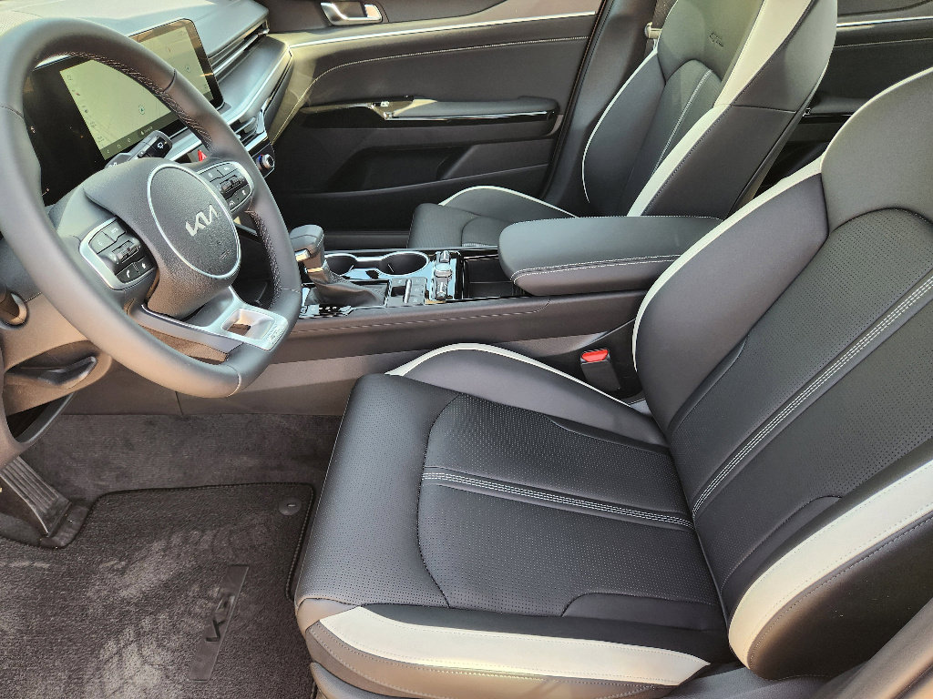New 2026 Kia K5 GT-Line image 9