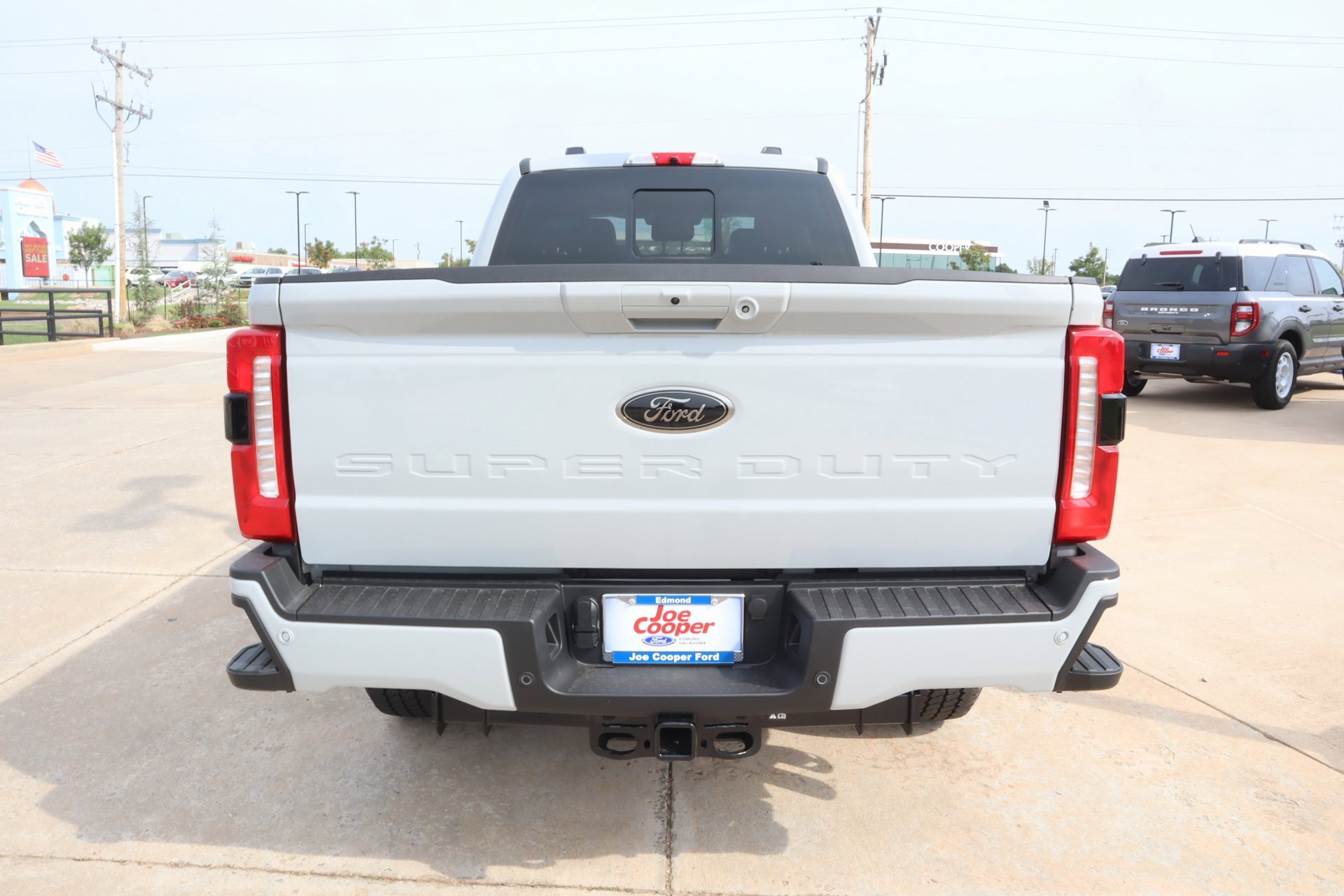 New 2026 Ford F250 Lariat w/ Black Appearance Package image 24