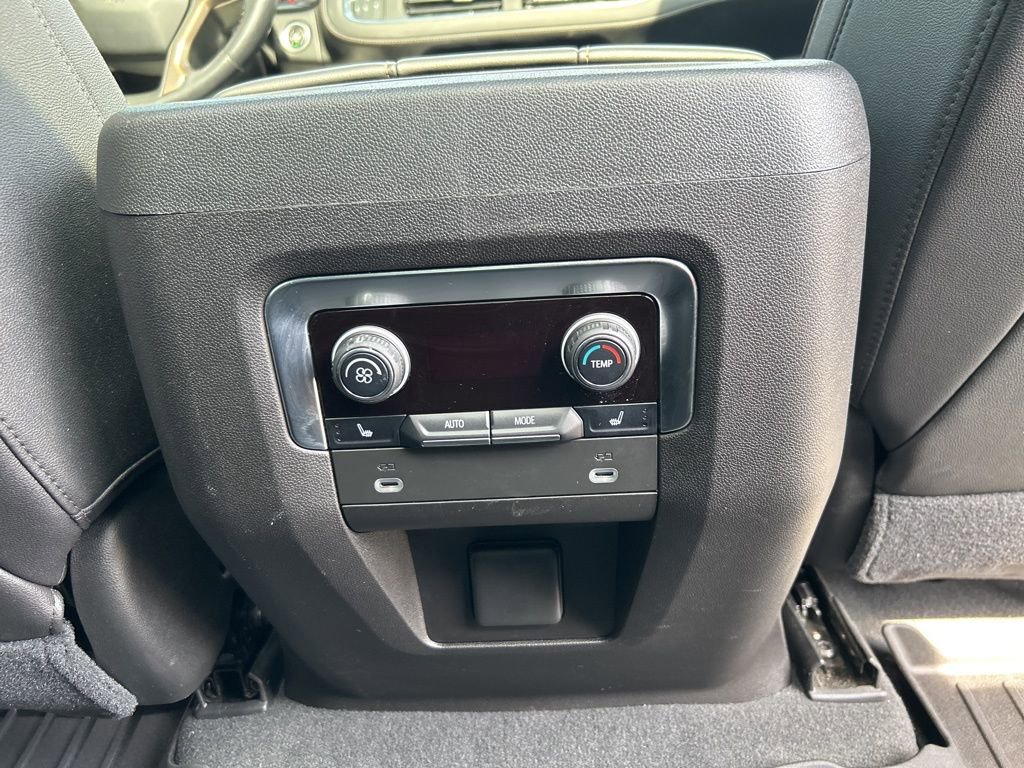 Used 2021 Chevrolet Tahoe High Country image 22