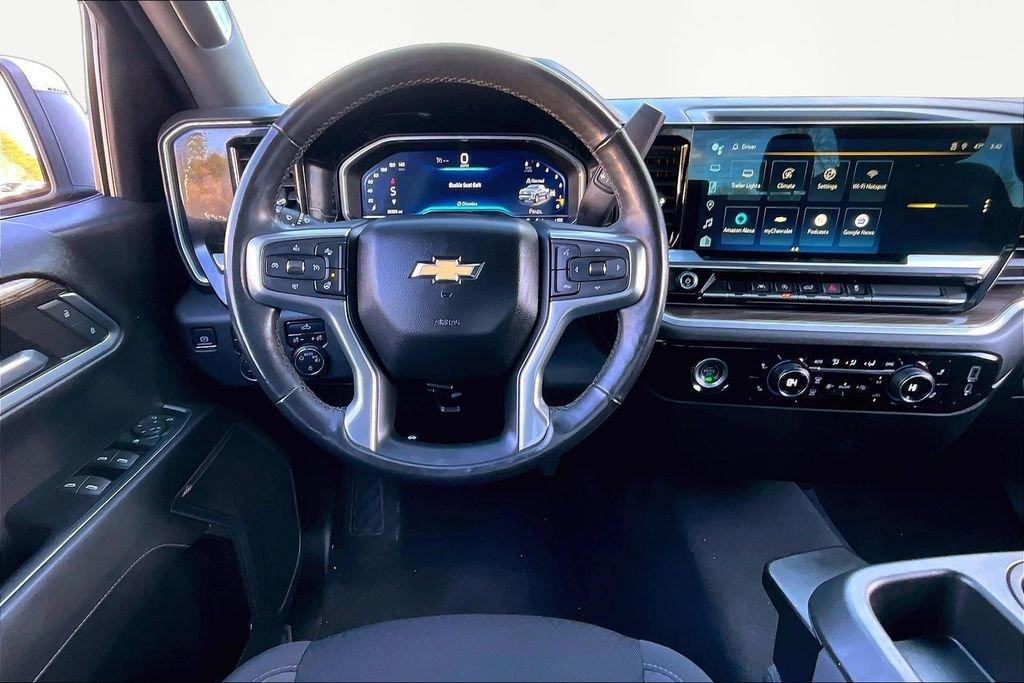 Used 2022 Chevrolet Silverado 1500 LT image 8