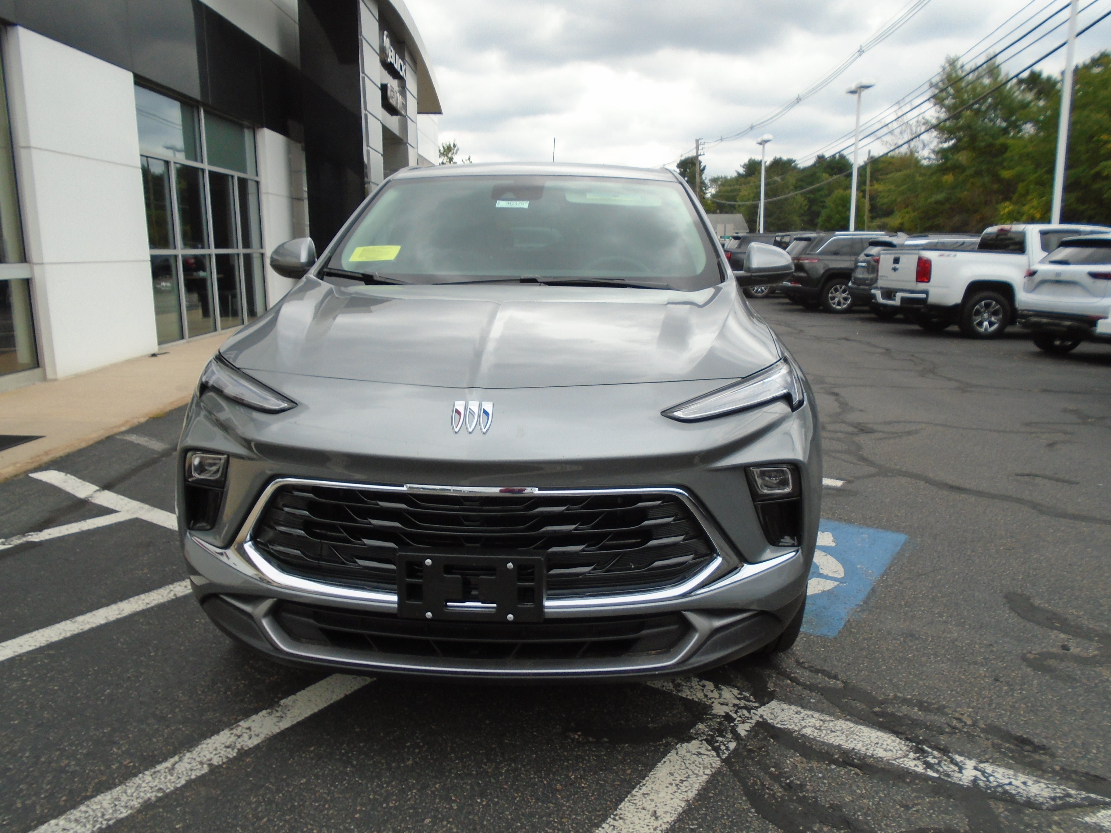 New 2026 Buick Encore GX Preferred w/ Comfort Package AWD/4WD image 2