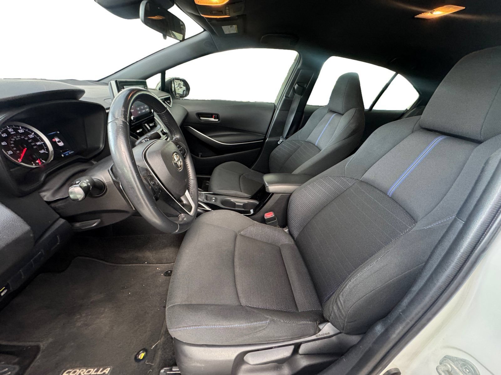 Used 2020 Toyota Corolla SE FWD image 10