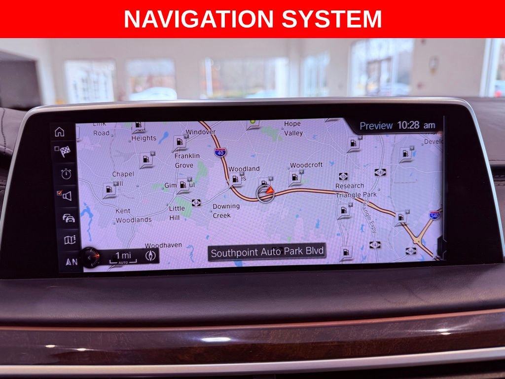 Used 2017 BMW 750i xDrive image 10