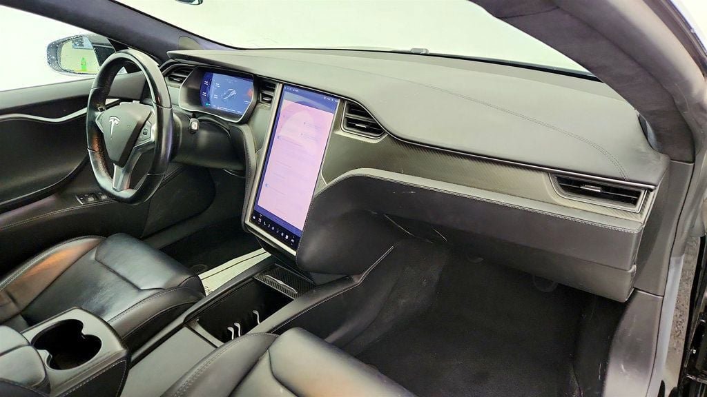 Used 2018 Tesla Model S 100D image 27