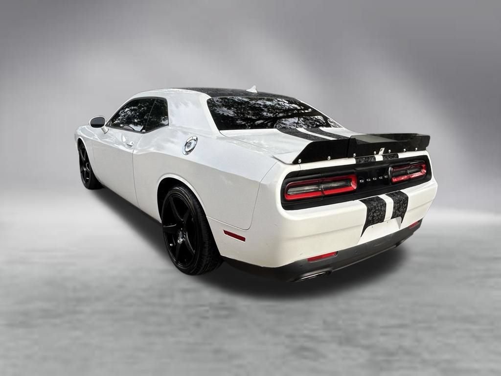 Used 2016 Dodge Challenger R/T Plus RWD image 7