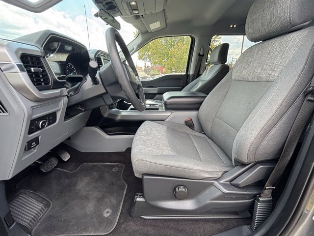 Used 2022 Ford F150 XLT w/ XTR Package image 9