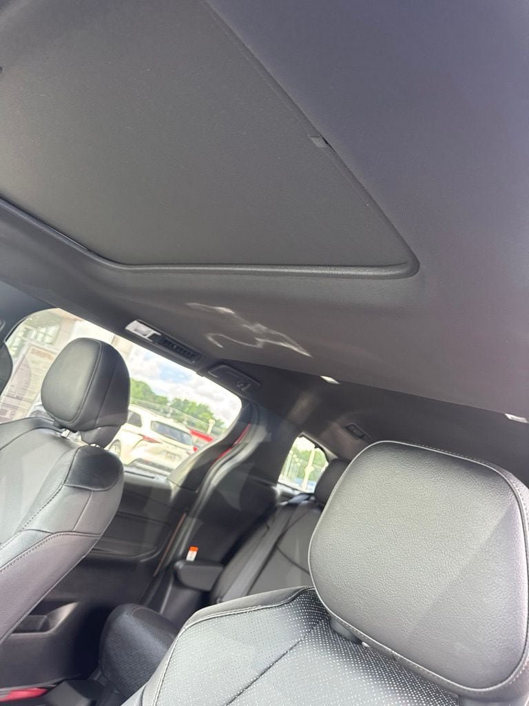 New 2026 Toyota Sienna Limited AWD/4WD image 12