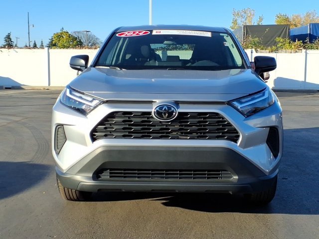 Certified 2024 Toyota RAV4 LE AWD/4WD image 2