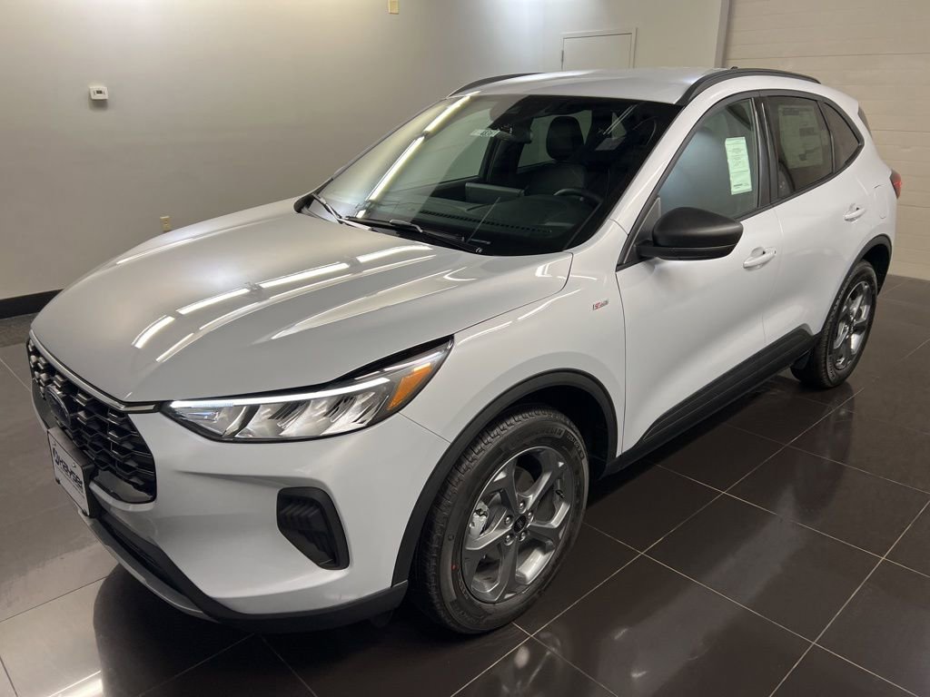 New 2026 Ford Escape ST-Line w/ Tech Pack #1 image 3