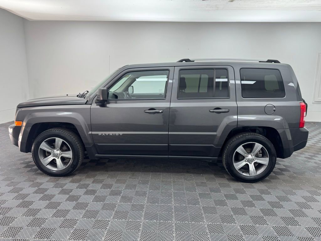 Used 2017 Jeep Patriot High Altitude image 12