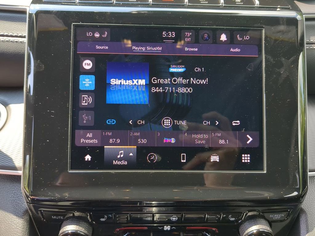 New 2025 Jeep Grand Cherokee L Laredo w/ Luxury Tech Group I image 17