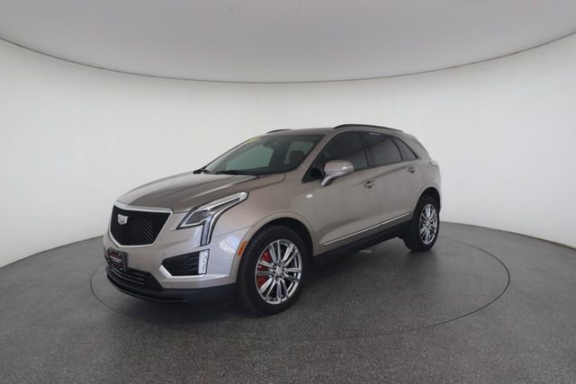 Used 2023 Cadillac XT5 Sportv w/ LPO, Floor Liner Package image 3