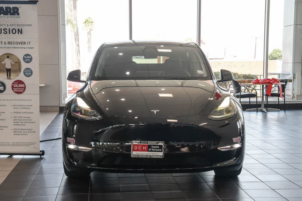 Used 2025 Tesla Model Y Performance AWD/4WD image 2