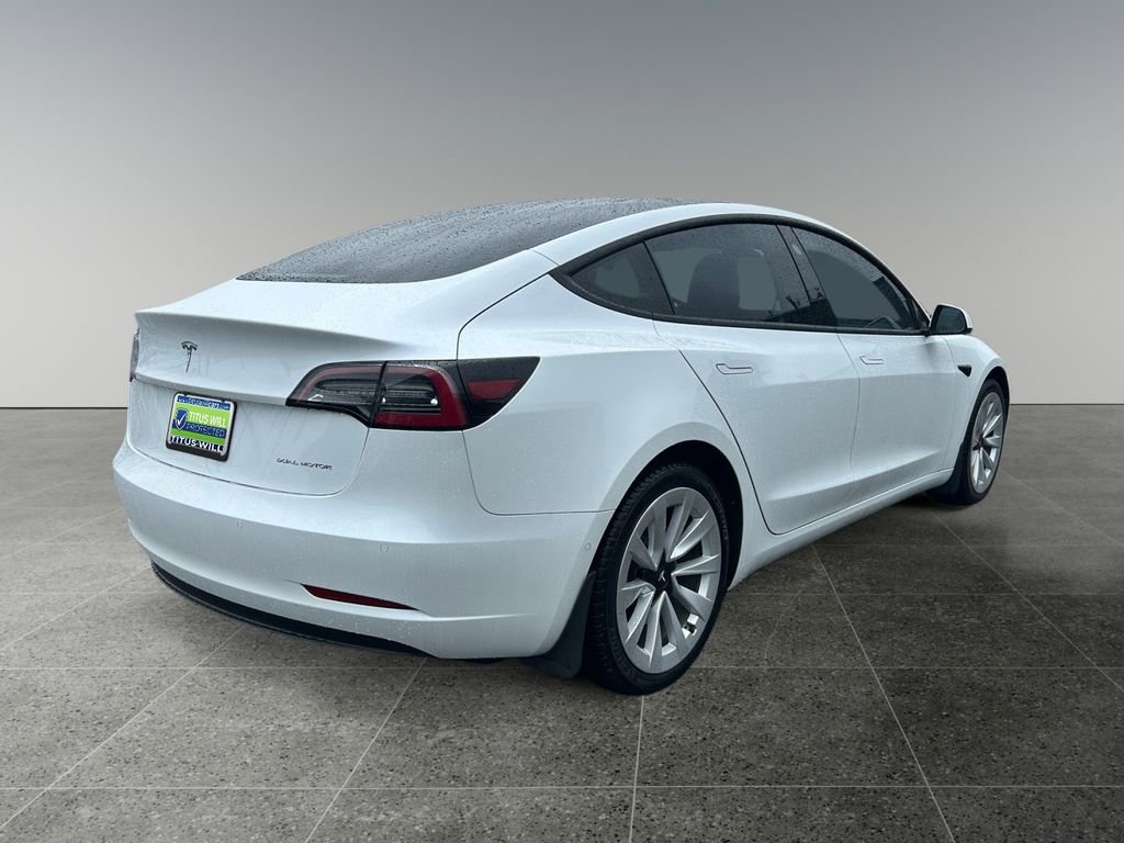 Used 2022 Tesla Model 3 Long Range AWD/4WD image 8