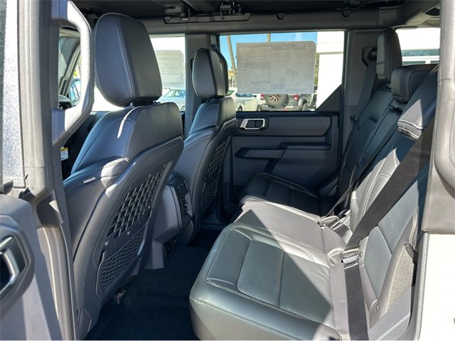 New 2025 Ford Bronco Badlands image 17