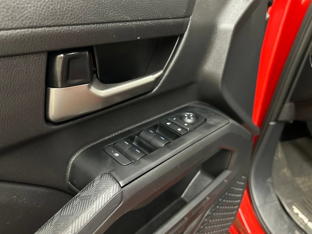 Used 2025 Toyota Tacoma TRD Off-Road AWD/4WD image 26